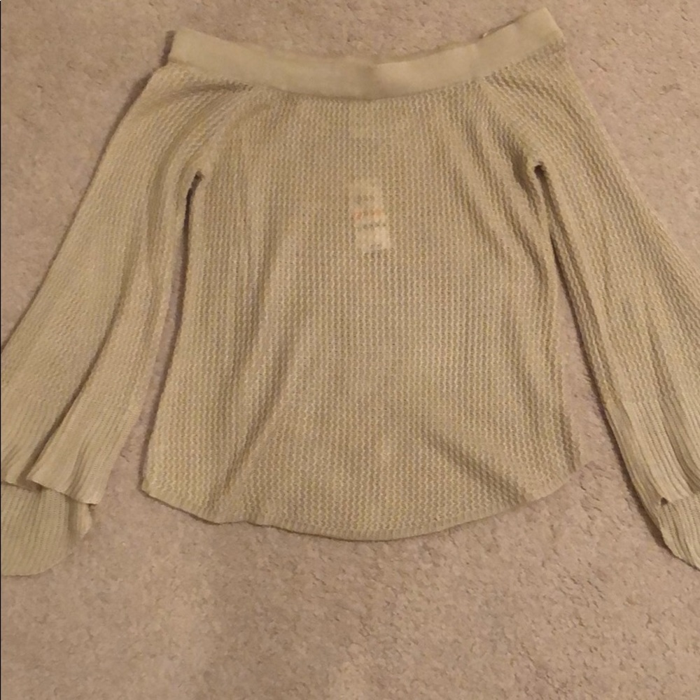 American rag off the shoulder top size small